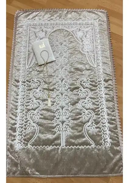 Ayhanhome Cappuccino Kadife Seccade: Şık ve Fonksiyonel Dini Aksesuarlar