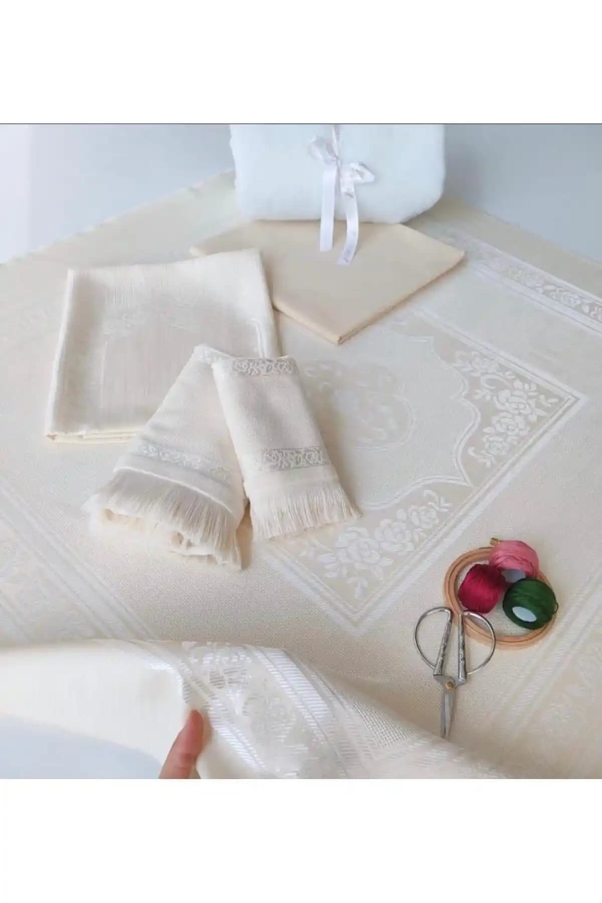 AYHANHOME Etamin İşlemelik Çok Amaçlı Set: Şık ve Pratik Ev Dekorasyonu Ürünü
