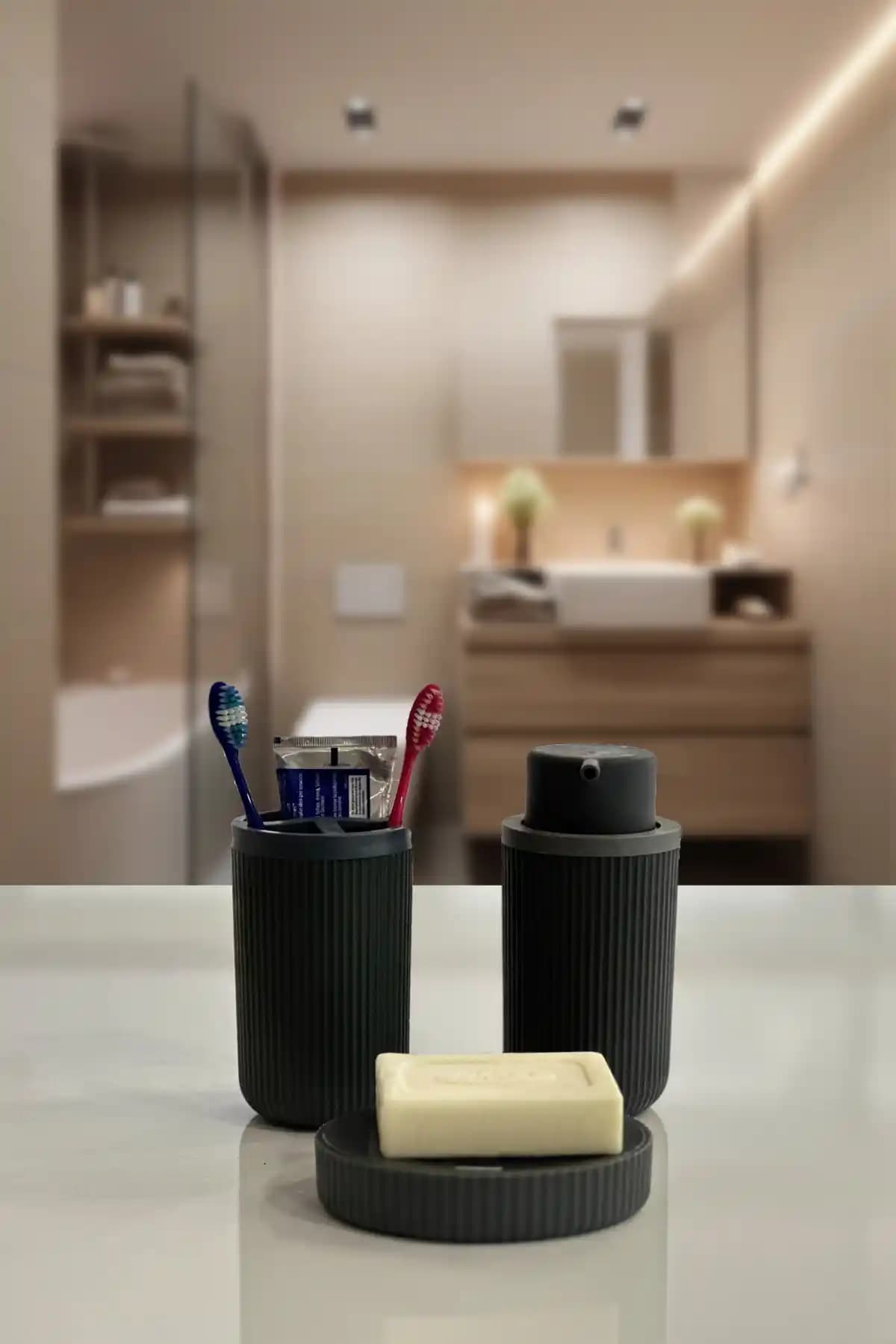 Biltas Plastik Monica Banyo Takımı Modern ve Dayanıklı Tasarım ile Şıklık Sunar