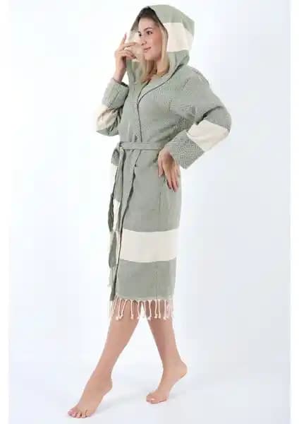 Buldan Concept Celena ve Philippus Berbera Erkek Kapşonlu Bornoz Karşılaştırması