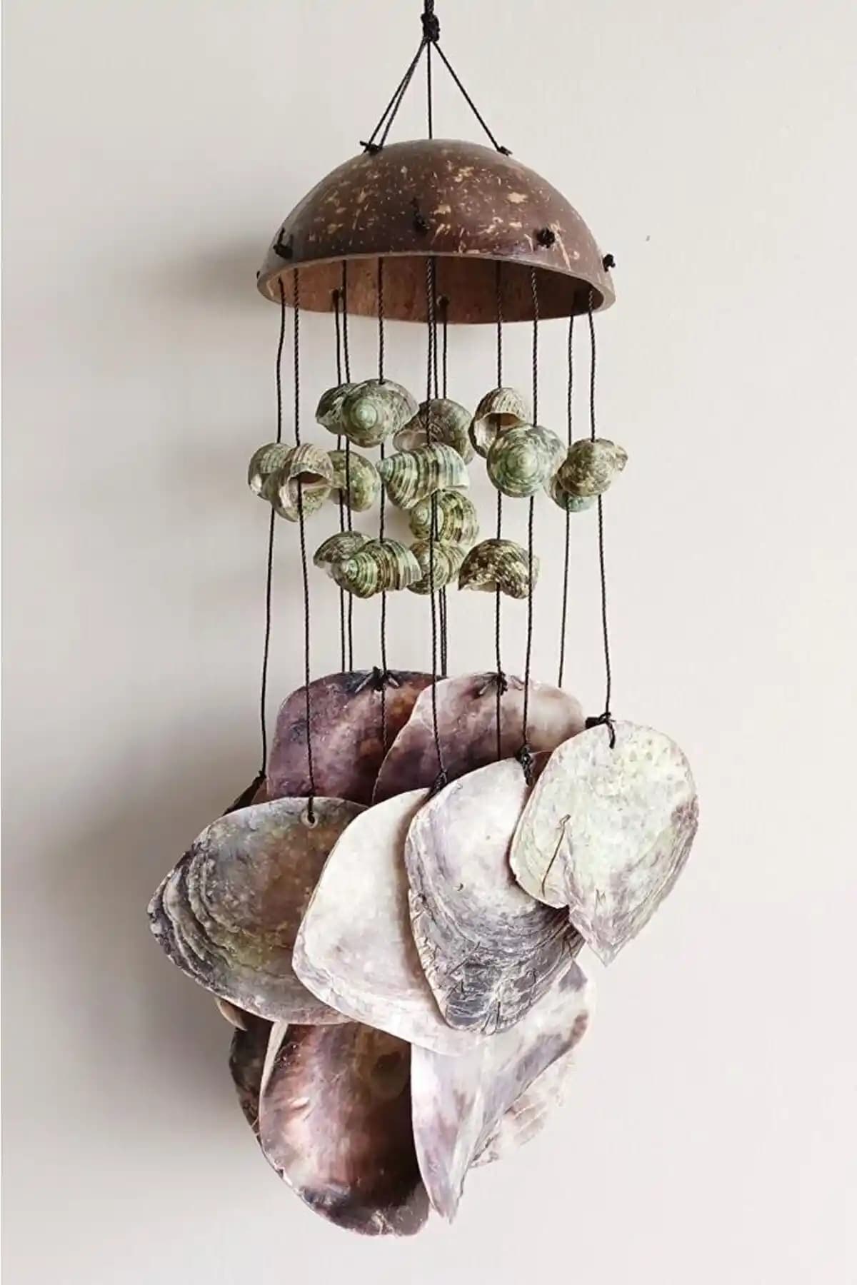 Deniz Kabukları ve Sedefle Yapılmış Rüzgar Çanı Doğa Temalı Dekoratif Ürünler