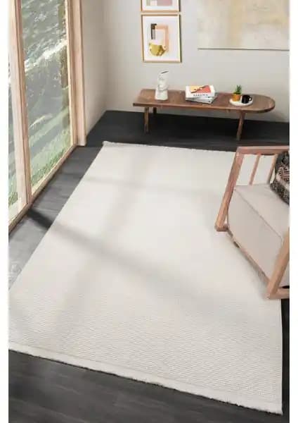 Eliz Home Beyaz Saçaklı Modern Dokuma Halı ve Venucci Mystıc Serisi Halı Karşılaştırması