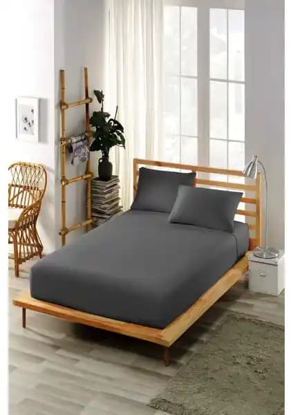 Ely Parker ve English Home Lastikli Çarşaf Takımları Karşılaştırması: Kumaş, Tasarım ve Kullanım Özellikleri