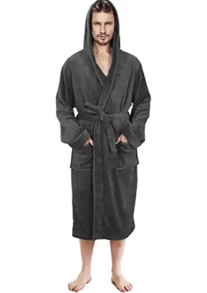 Gül Ev Tekstil Bornozları: Yüksek Kalite ve Konfor Sunan Pamuklu Ev Tekstili Ürünü