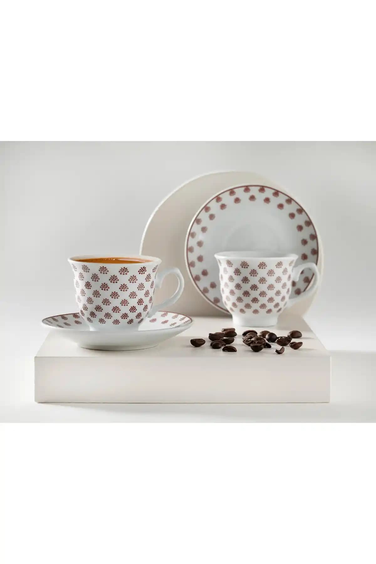 İngiliz Home Mindy Porselen Kahve Fincan Takımı 4 Parça Bordo Renkli Şık Tasarım