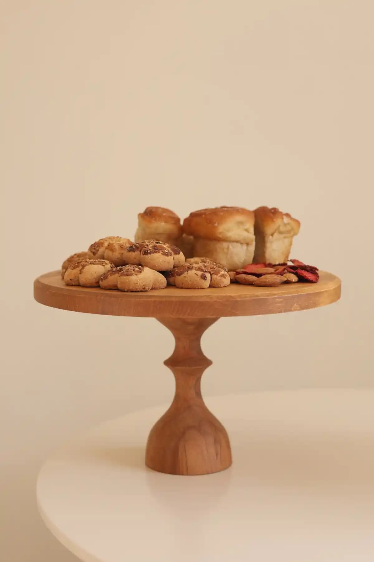 Justwood Mummy Ahşap Pasta Sunum Tabağı 29 cm Yuvarlak Modern Tasarım