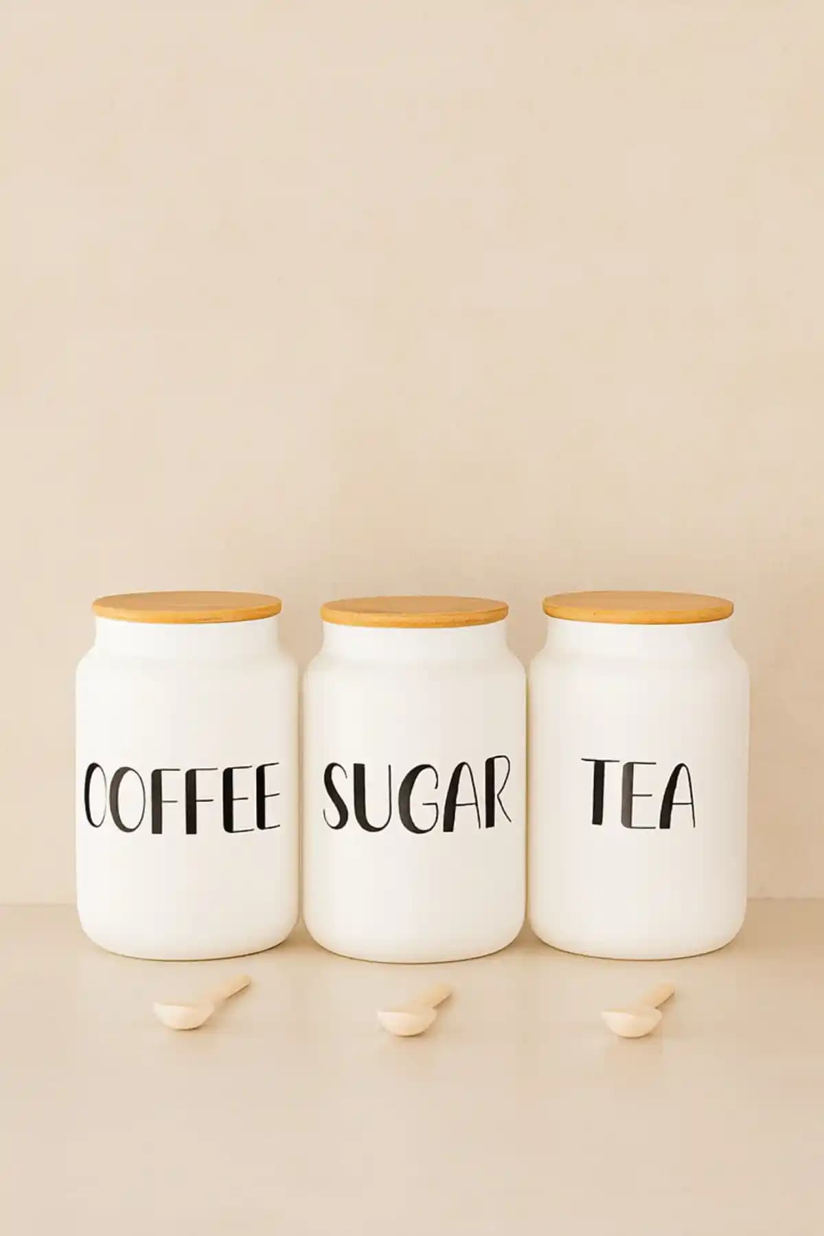 KaiHome 3'lü bambu kapaklı cam kavanoz seti ile mutfaklarınızı şık ve düzenli hale getirin