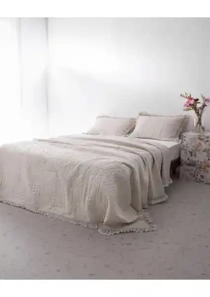 Madame Coco Maryon ve Taç Gala Çift Kişilik Yatak Örtüsü Setleri Karşılaştırması