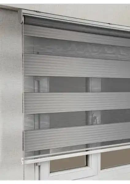 Perde Seçenekleri: Gri Geniş Pileli Zebra ve Brillant Bambu Perde Karşılaştırması