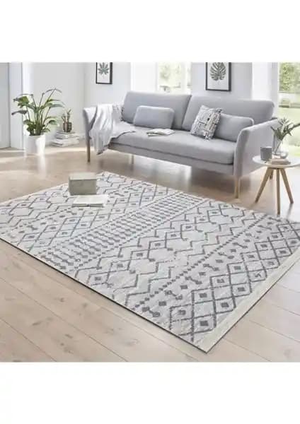 Saraz Halı Bohem Serisi ile West Home Dijital Baskı Halısı Karşılaştırması