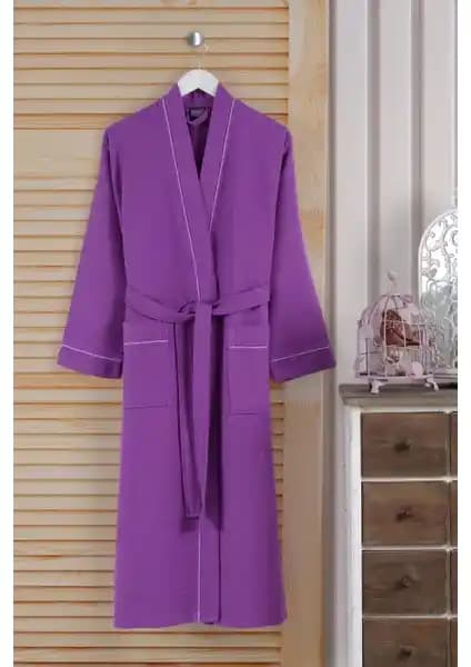 Varol Dama ve Orfe Serisi Pike Bornoz Karşılaştırması: Kumaş, Tasarım ve Kullanım Özellikleri