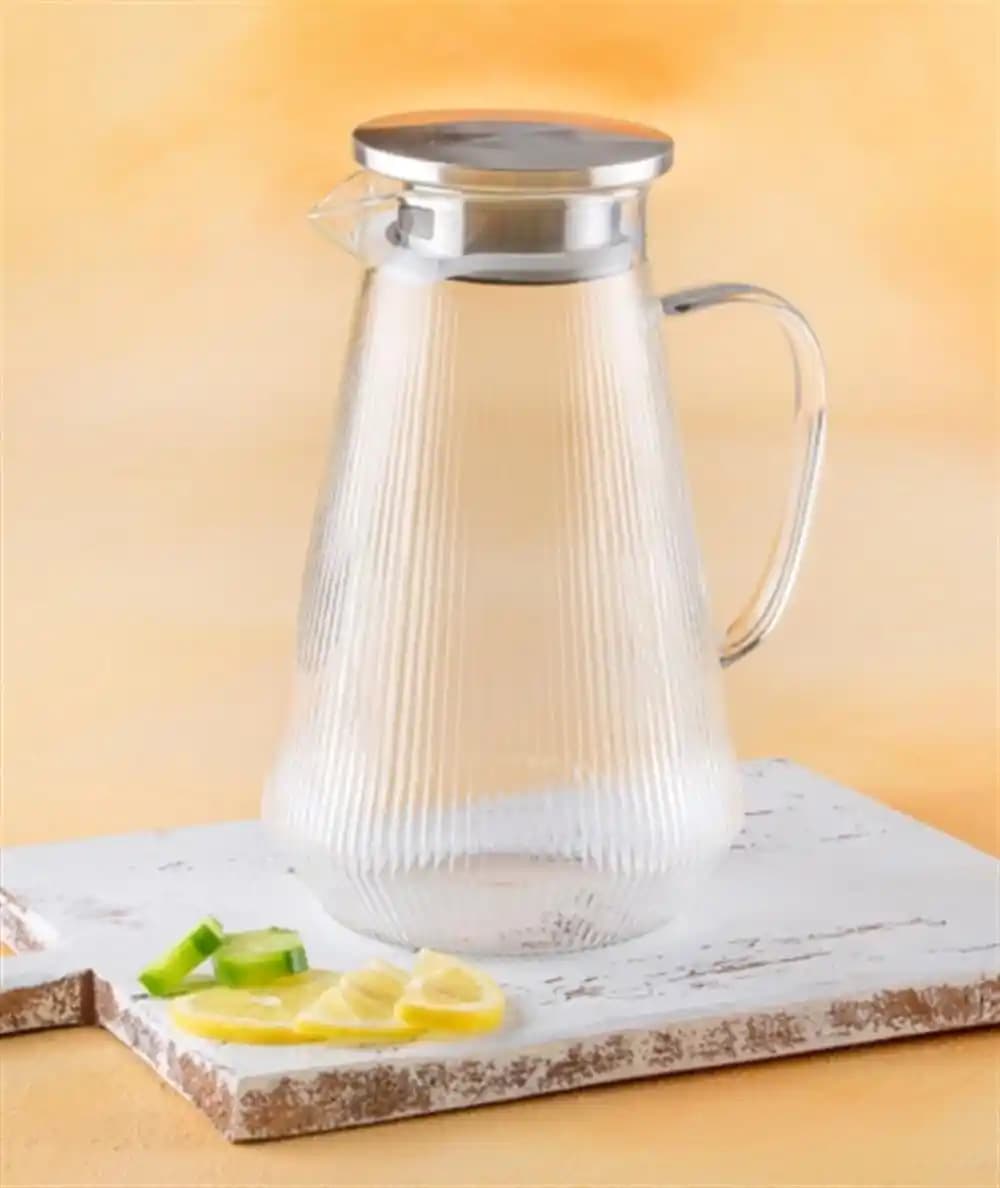 Cam Sürahi Kullanımı ve Dekorasyonda Estetik ve Fonksiyonellik İpuçları