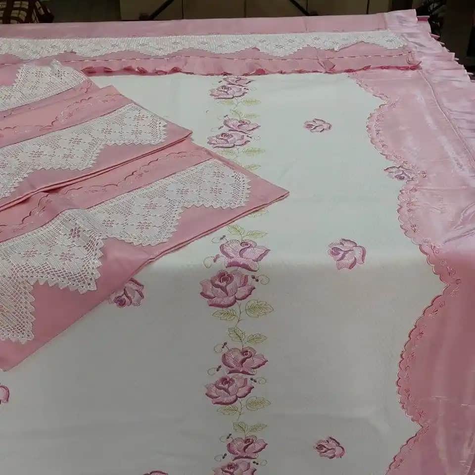 Çeyizlik Nevresim Takımı Dantel Modelleri ile Şıklık ve Zarafetin Buluşması