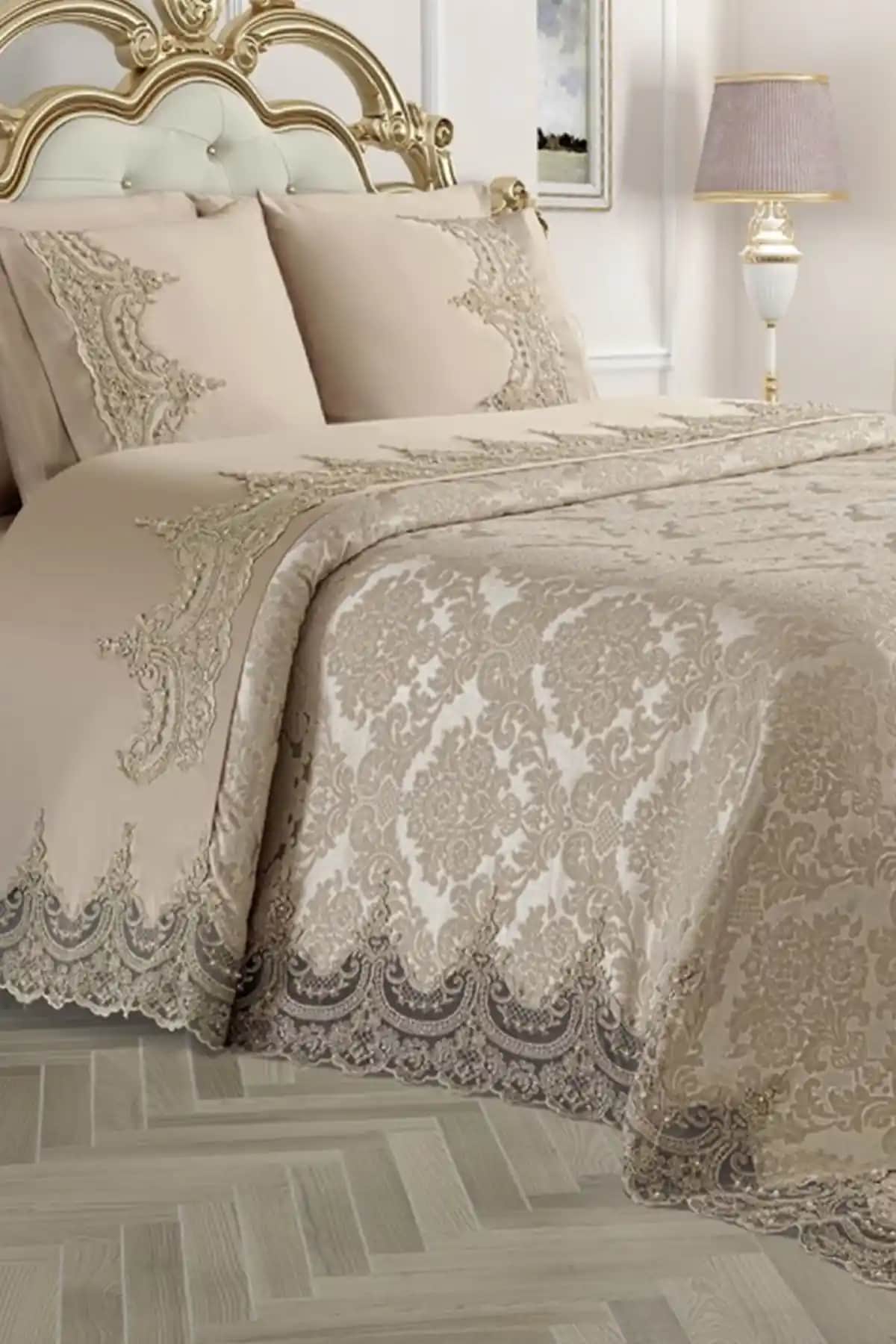 Çeyizlik Pike Nedir Evlilik Hazırlıklarında Dekoratif ve Anlamlı Seçenekler