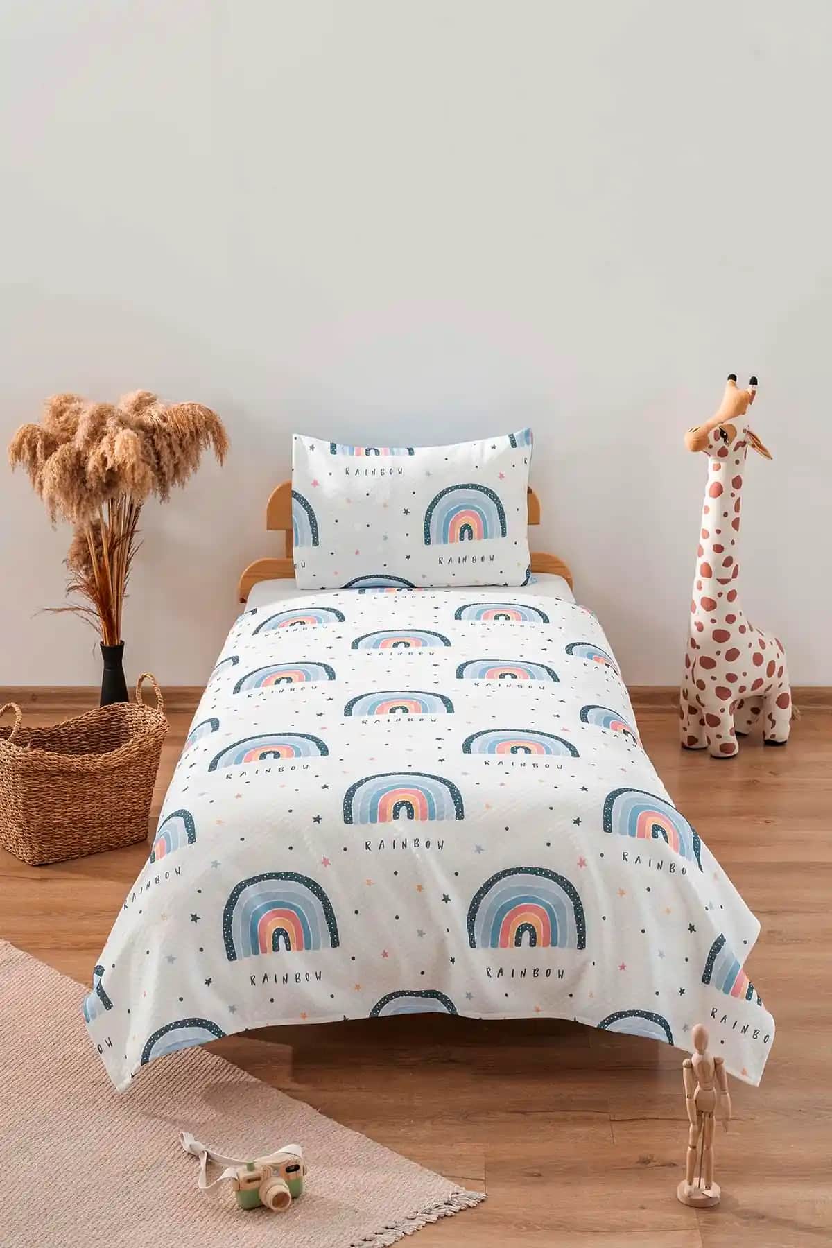 Çocuk Odası Dekorasyonunda Tek Kişilik Pike Takımlarının Önemi ve Seçim Kriterleri