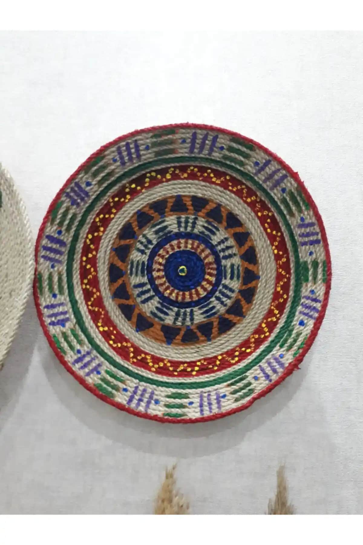 Duvar Tabaklarıyla Evinize Şık ve Organik Dokunuşlar Yapmanın Yolları