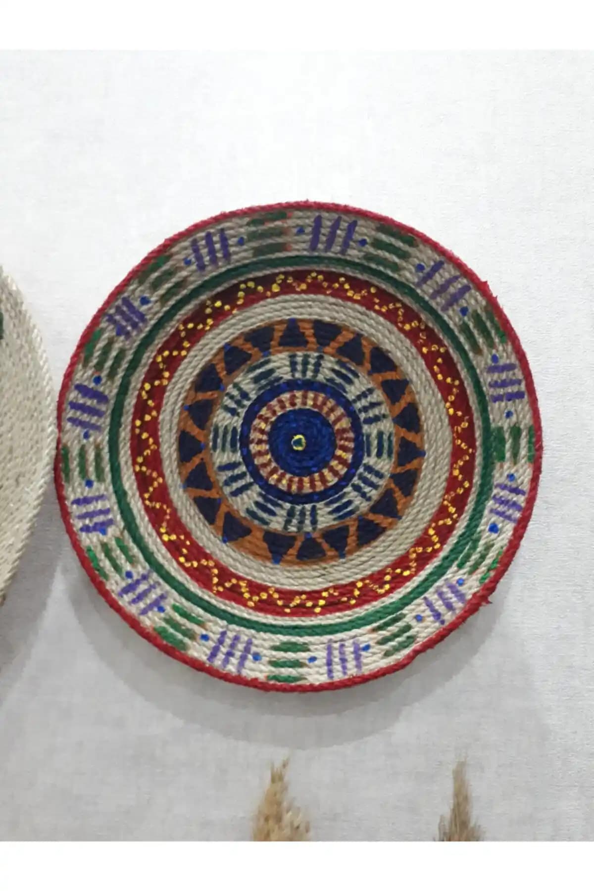 Duvar Tabaklarıyla Evinize Şık ve Organik Dokunuşlar Yapmanın Yolları