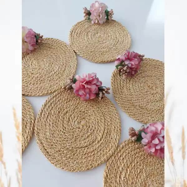 El Yapımı Bardak Altlıklarıyla Ev Dekorasyonunda Zarafet ve İşlevselliğin Buluşması