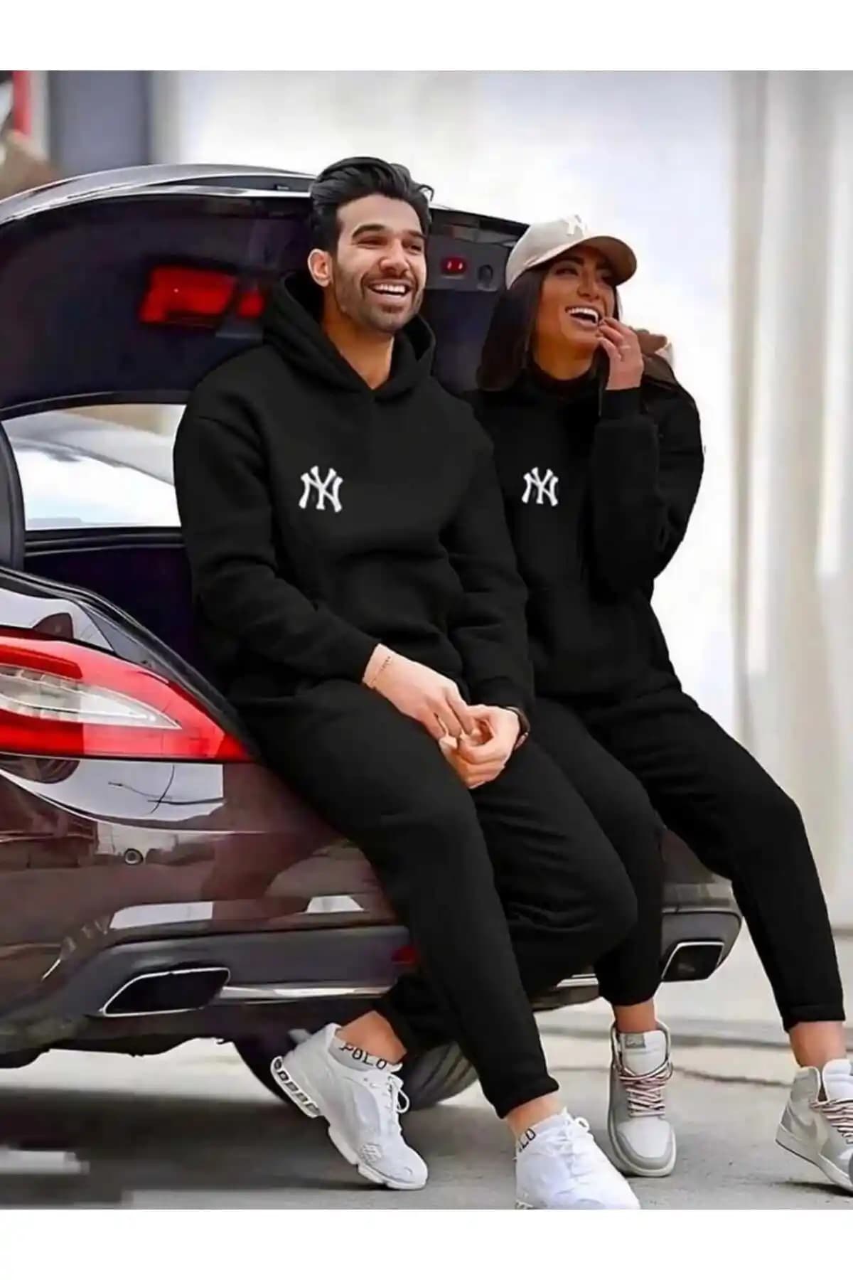 Ev Dekorasyonunda Rahatlık ve Şıklığı Bir Arada Yakalayan Modern Tasarımlar