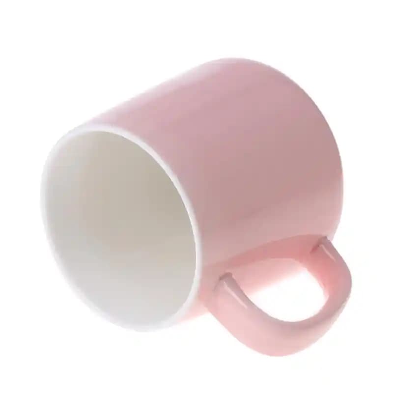 Flamingo Temalı Dekorasyon ve Çay Bardağıyla Ferah Bir Atmosfer Yaratma Rehberi