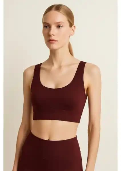 HNX Kalın Askılı Toparlayıcı Spor Büstiyer Modern ve Fonksiyonel Spor Giyim Ürünü