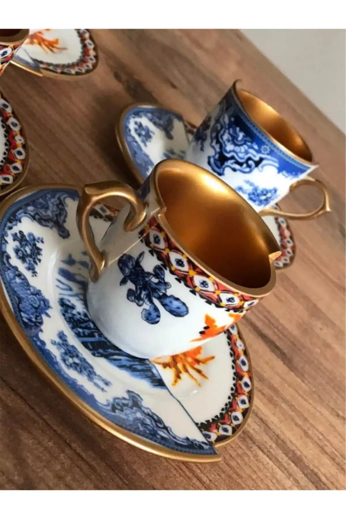 İki Desenli Kahve Fincanlarıyla Dekorasyonda Şıklık ve Yaratıcılık İpuçları