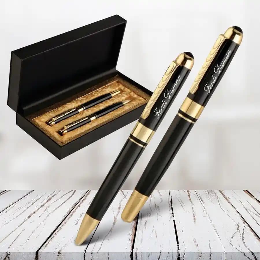 İsimli Kalemler ile Dekorasyonda Şıklık ve Anlam Yaratma Rehberi