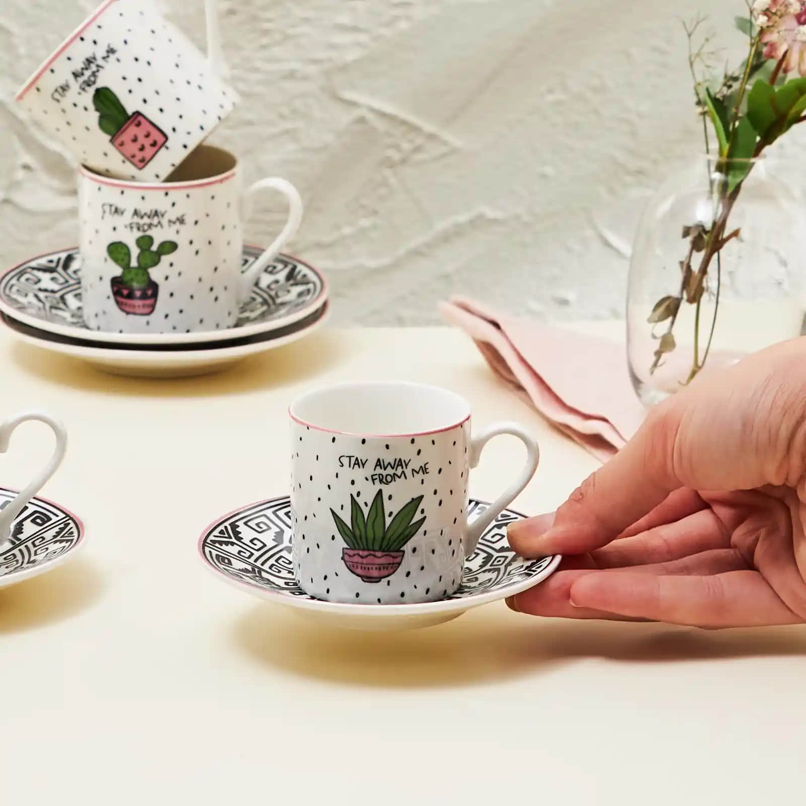 Kaktüs Fincanı ile Modern ve Doğal Dekorasyon Trendleri ve Kullanım İpuçları