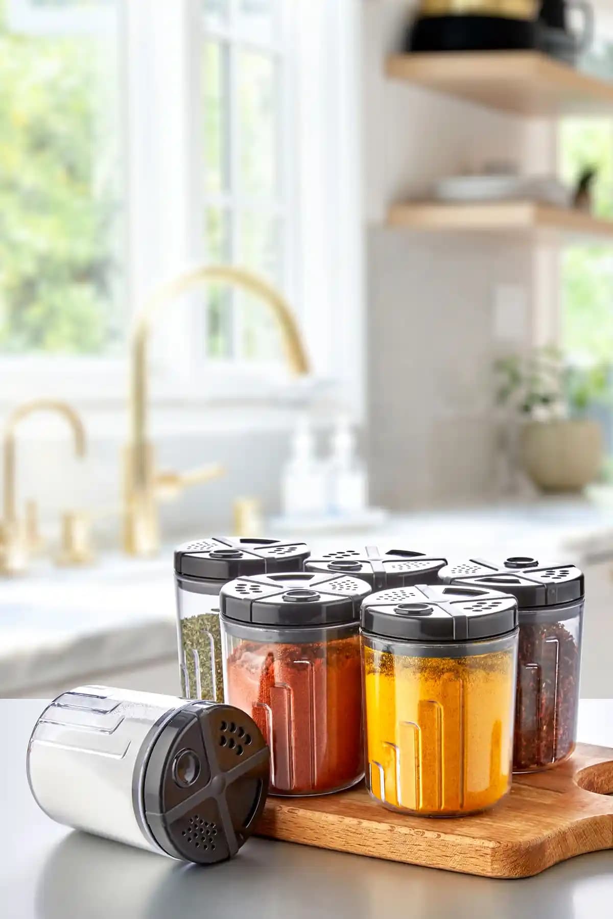 Küçük Baharatlıklar ile Mutfakta Şıklık ve Düzeni Sağlayan En İyi Seçenekler