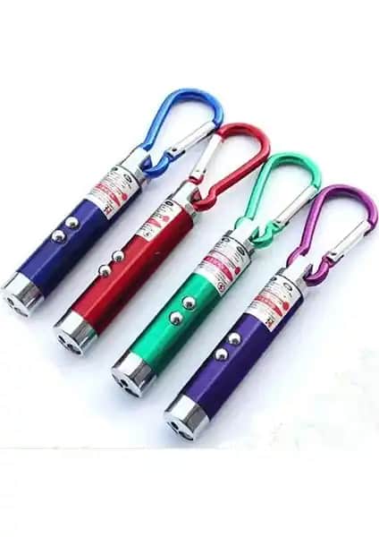 Küçük ve Taşınabilir Lazer Anahtarlık ile Kedilerin Eğlencesini Artırın