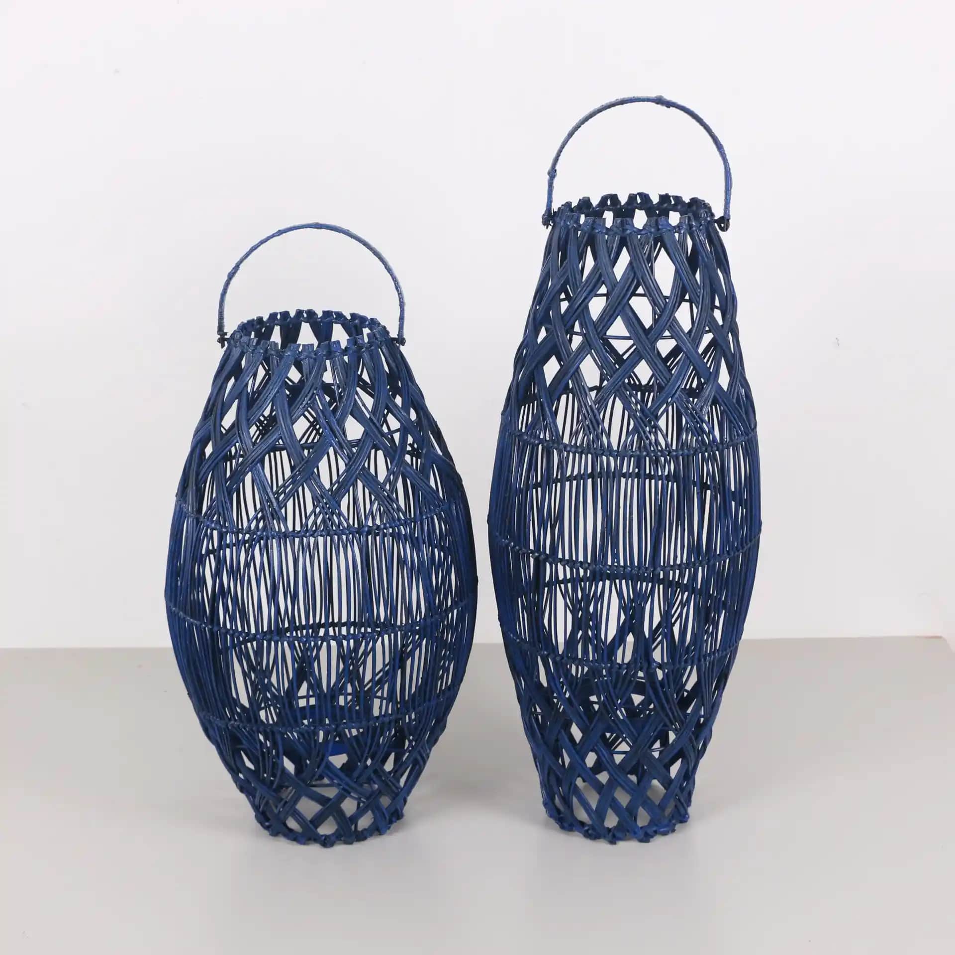 Mavi Mumlukların Dekorasyonda Kullanımı ve Sembolik Anlamları Hakkında Detaylı Rehber