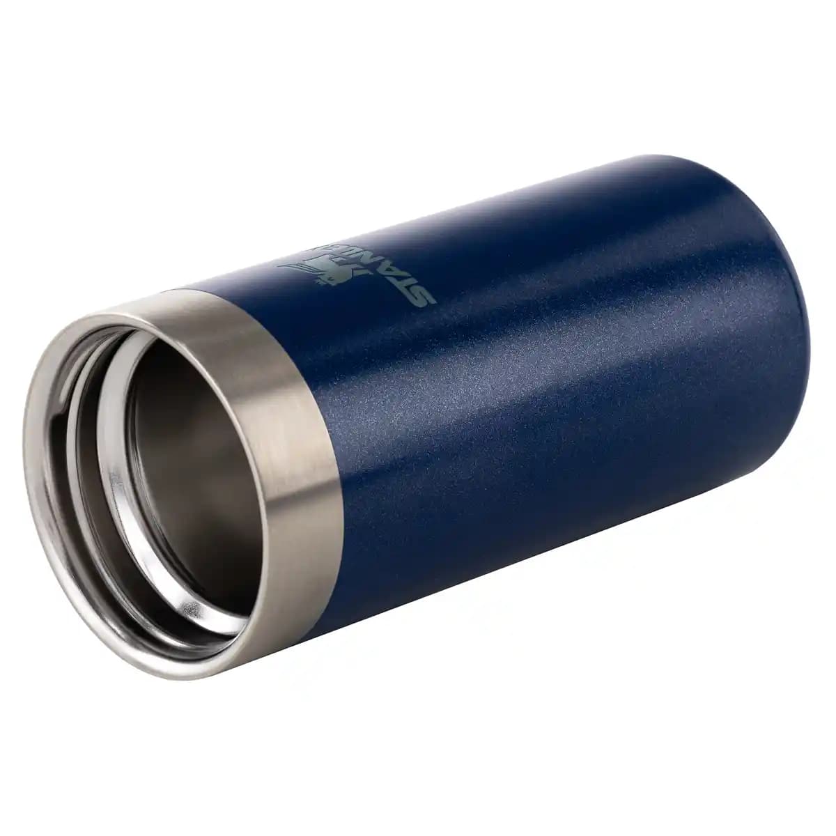 Mavi Termoslar ile Dekorasyonda Şıklık ve Fonksiyonellik Bir Arada