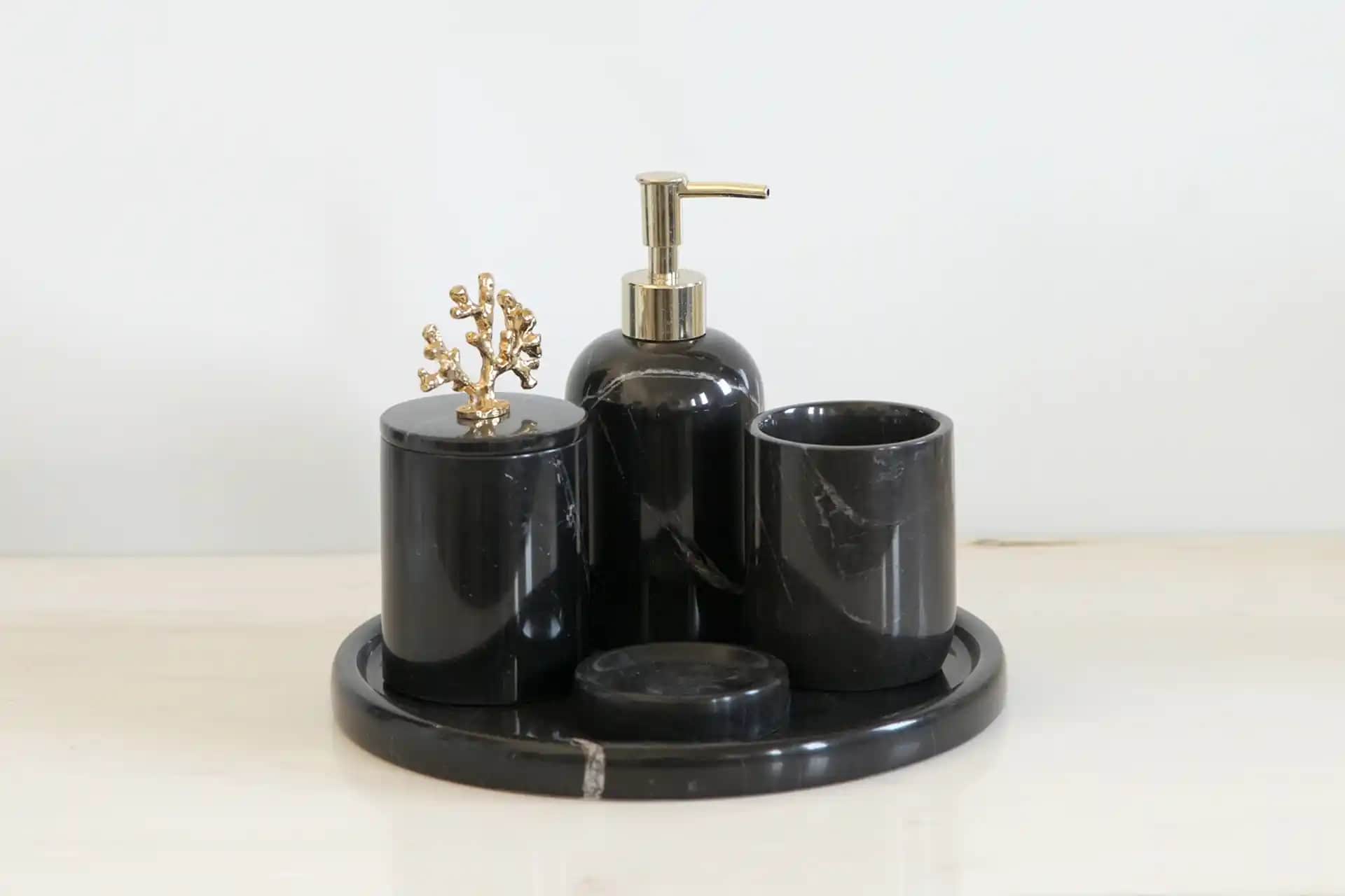 Mermer Banyo Setleri ile Şıklık ve Fonksiyonelliği Bir Arada Sunun