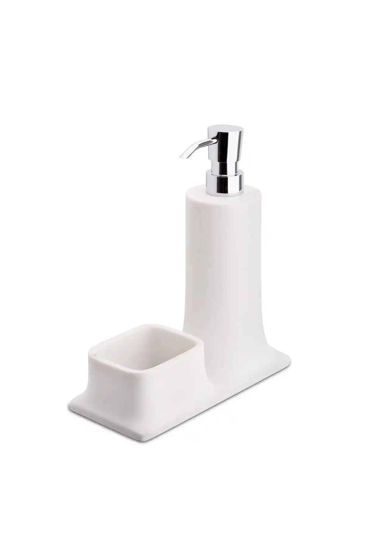 Mutfak Dekorasyonunda Fonksiyonellik ve Estetiği Birleştiren Tezgah Üstü Deterjanlık ve Süngerlik Çözümleri