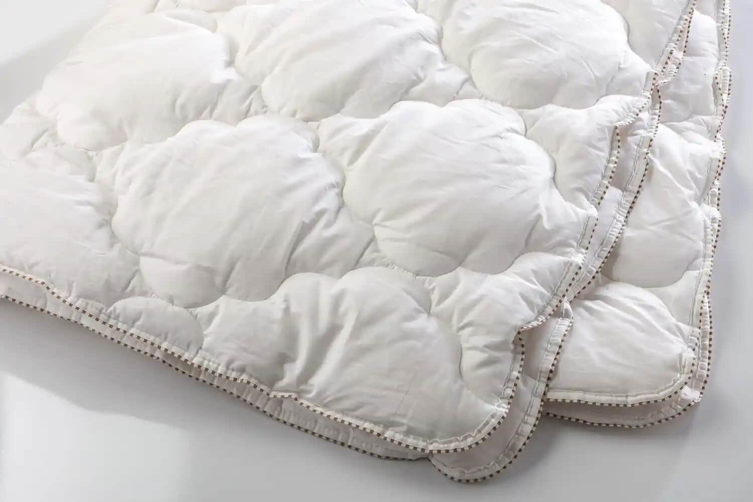 Pamuk Yorgan ile Dekorasyon ve Mobilya Uyumunda Estetik ve Konforun Buluşması