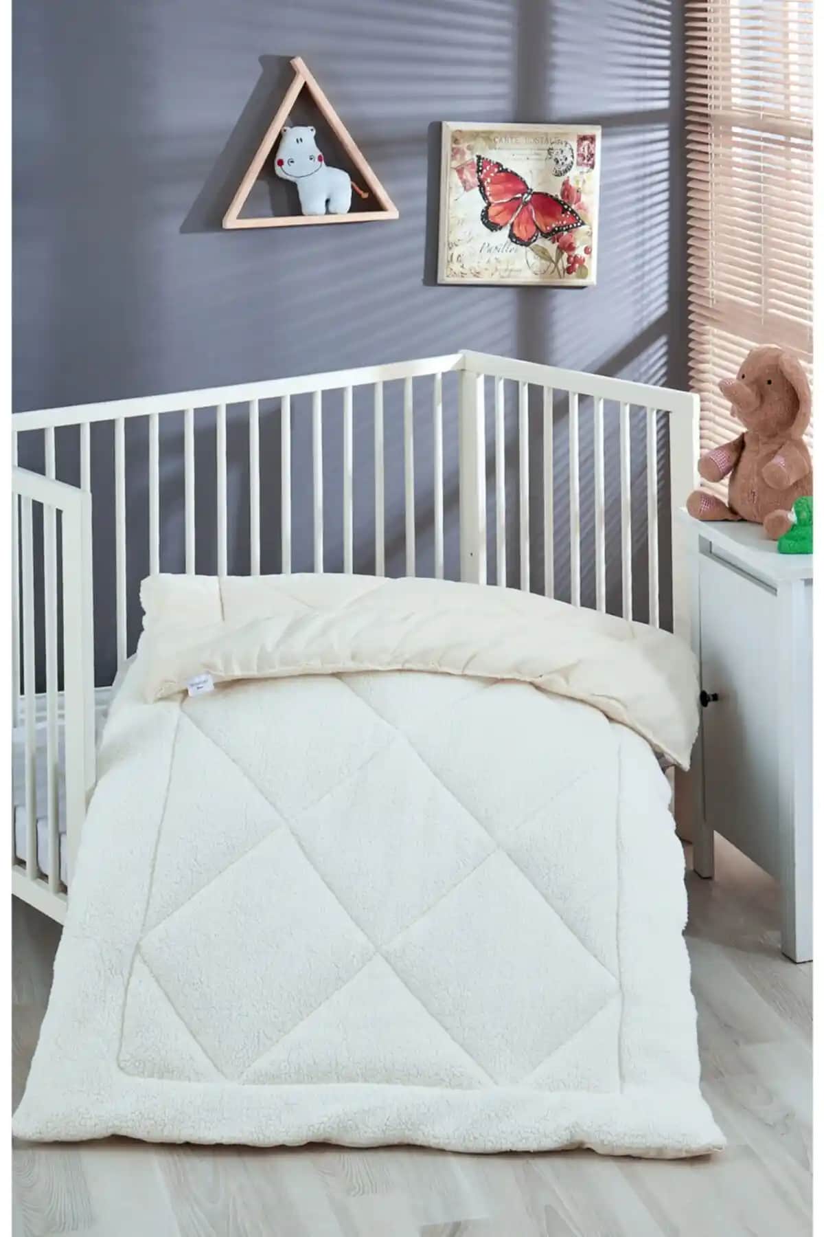 Pamuklu Bebek Yorganları: Sağlıklı ve Konforlu Uyku İçin Güvenilir Seçenekler