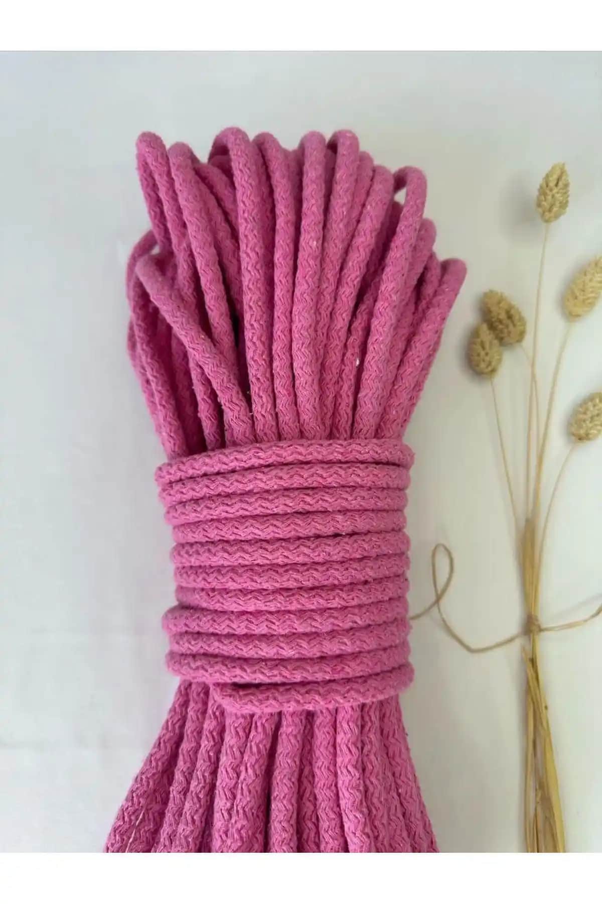 Pamuklu İp ile Dekorasyon ve Mobilyada Yenilikçi Uygulamalar Rehberi