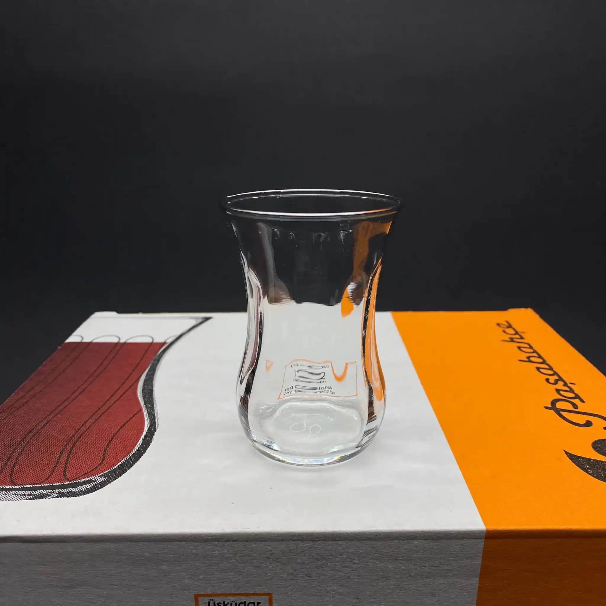 Paşabahçe Bardaklarıyla Modern Dekorasyon ve Mobilya Tasarımı İpuçları