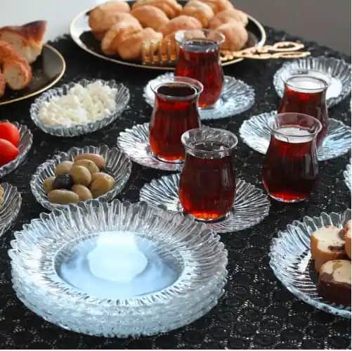 Paşabahçe Cam Kahvaltı Setleri: Şıklık ve Fonksiyonelliğin Buluştuğu Dekorasyon Seçenekleri