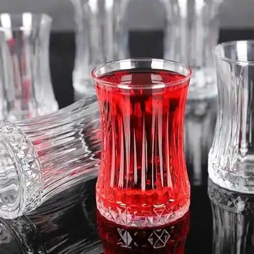 Paşabahçe Elysia Çay Bardağı: Zarif Tasarımı ve Dekoratif Kullanım İmkanları