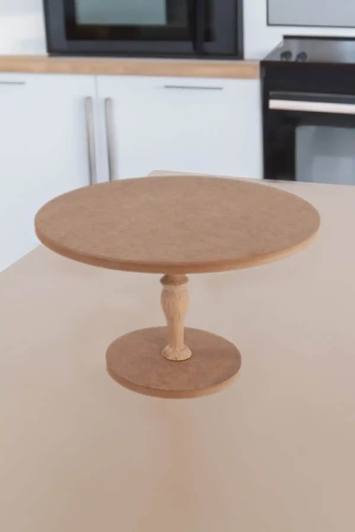 Pasta Koyma Standlarıyla Dekorasyonda Pratik ve Şık Çözüm Yöntemleri