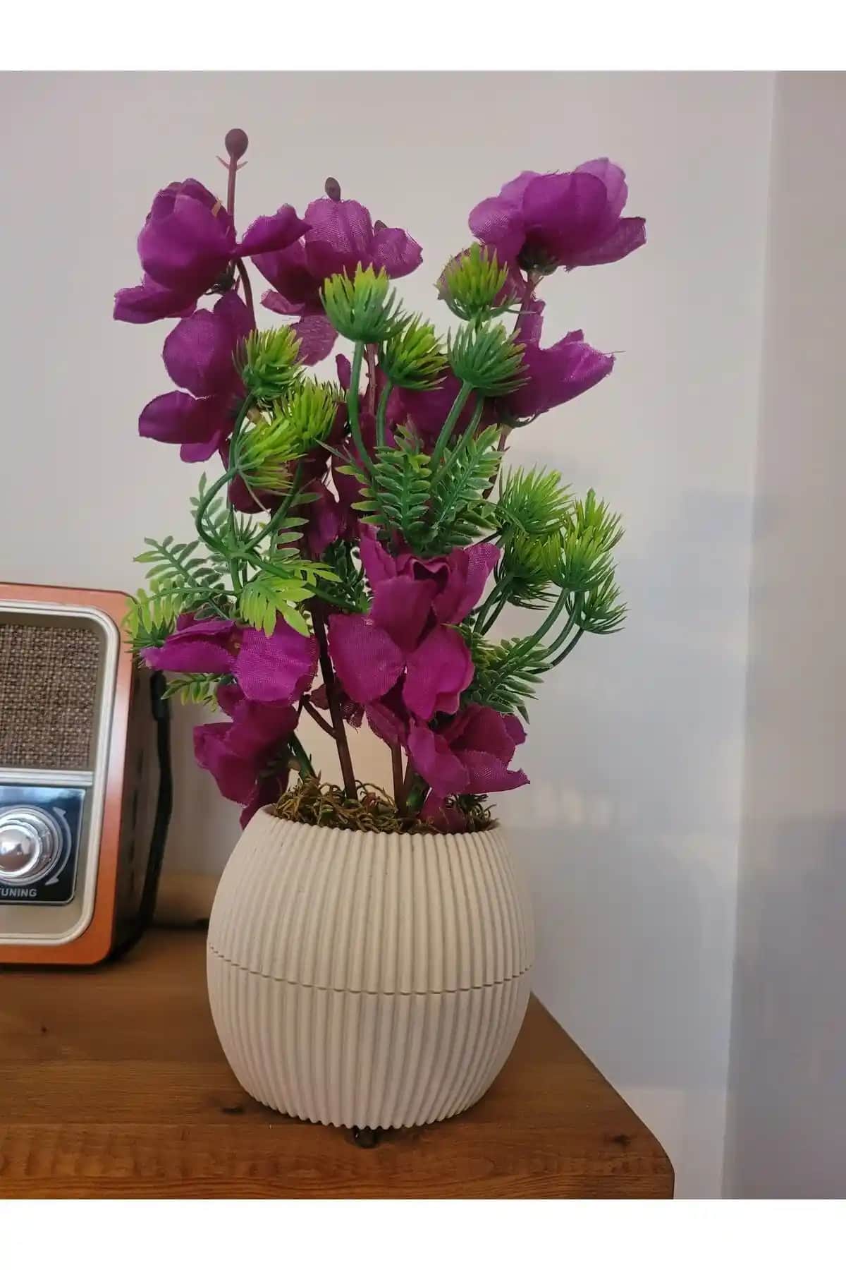 Plastik Çiçekler ile Estetik ve Dayanıklı Dekorasyon Çözümleri Rehberi