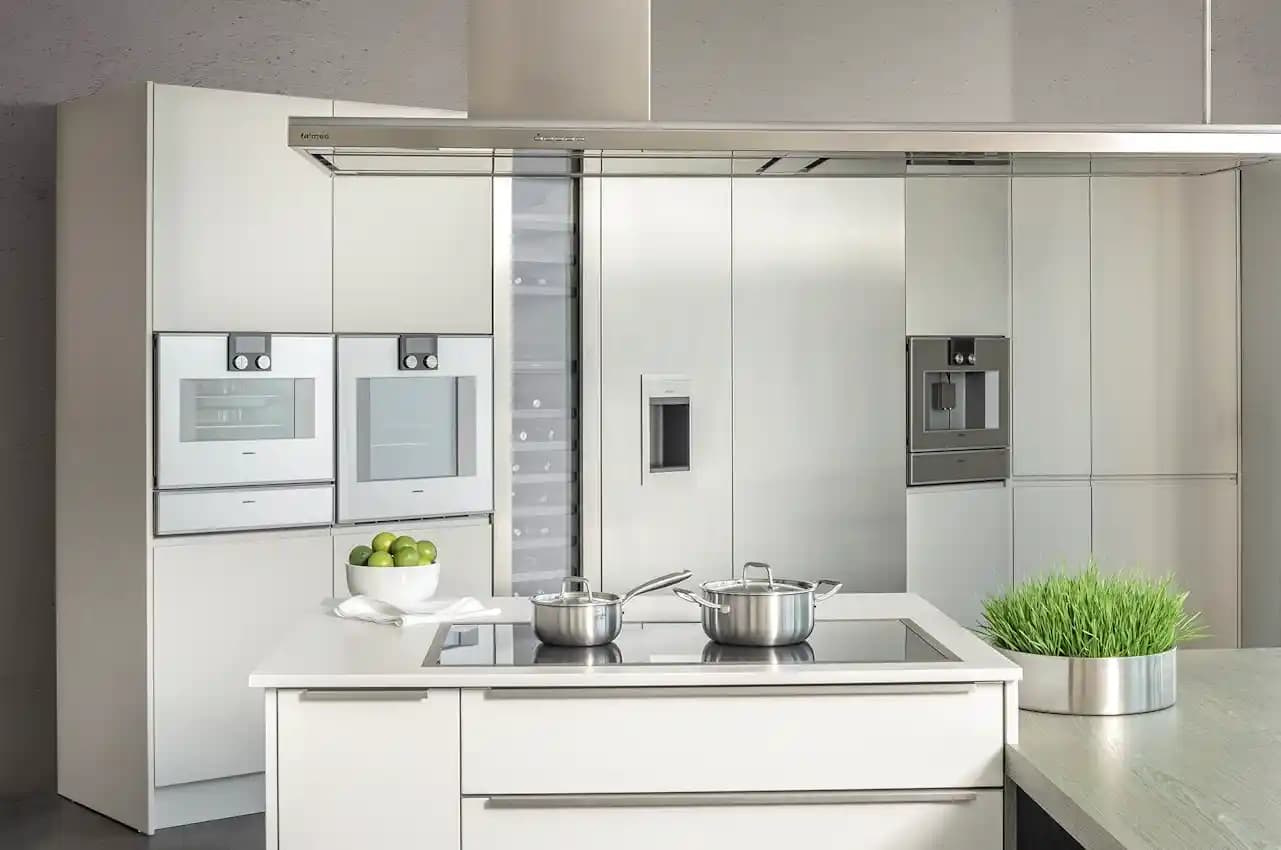 Platin Mutfak Tasarımı ve Fonksiyonelliği: Modern ve Şık Mutfak Çözümleri