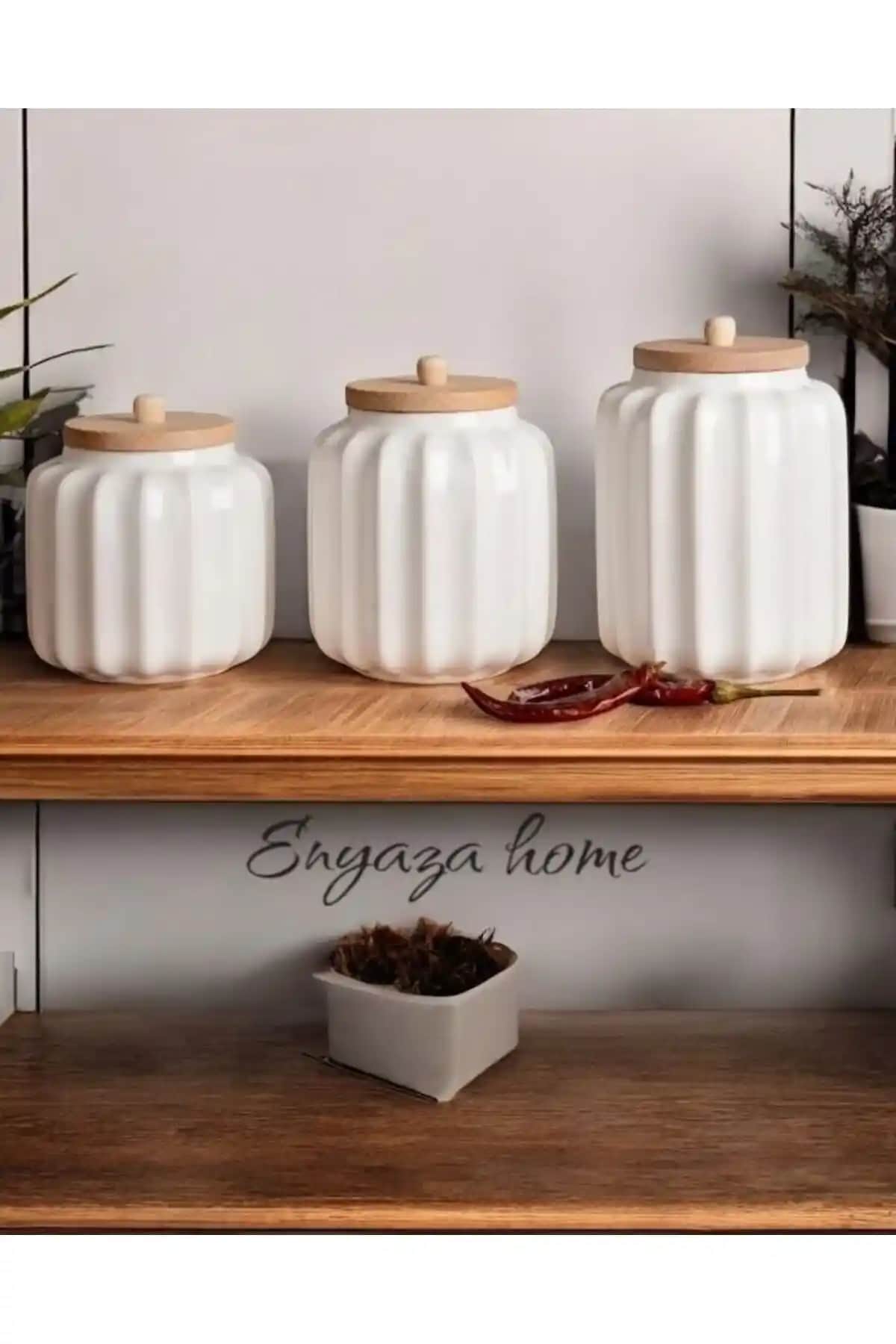 Porselen Çay Şeker Kavanozları: Estetik ve Fonksiyonellik Sunan Mutfak Aksesuarları