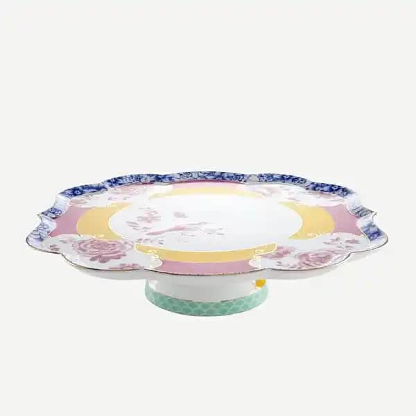 Porselen Kek Standları: Dekorasyonda Zarafet ve İşlevselliğin Birleşimi