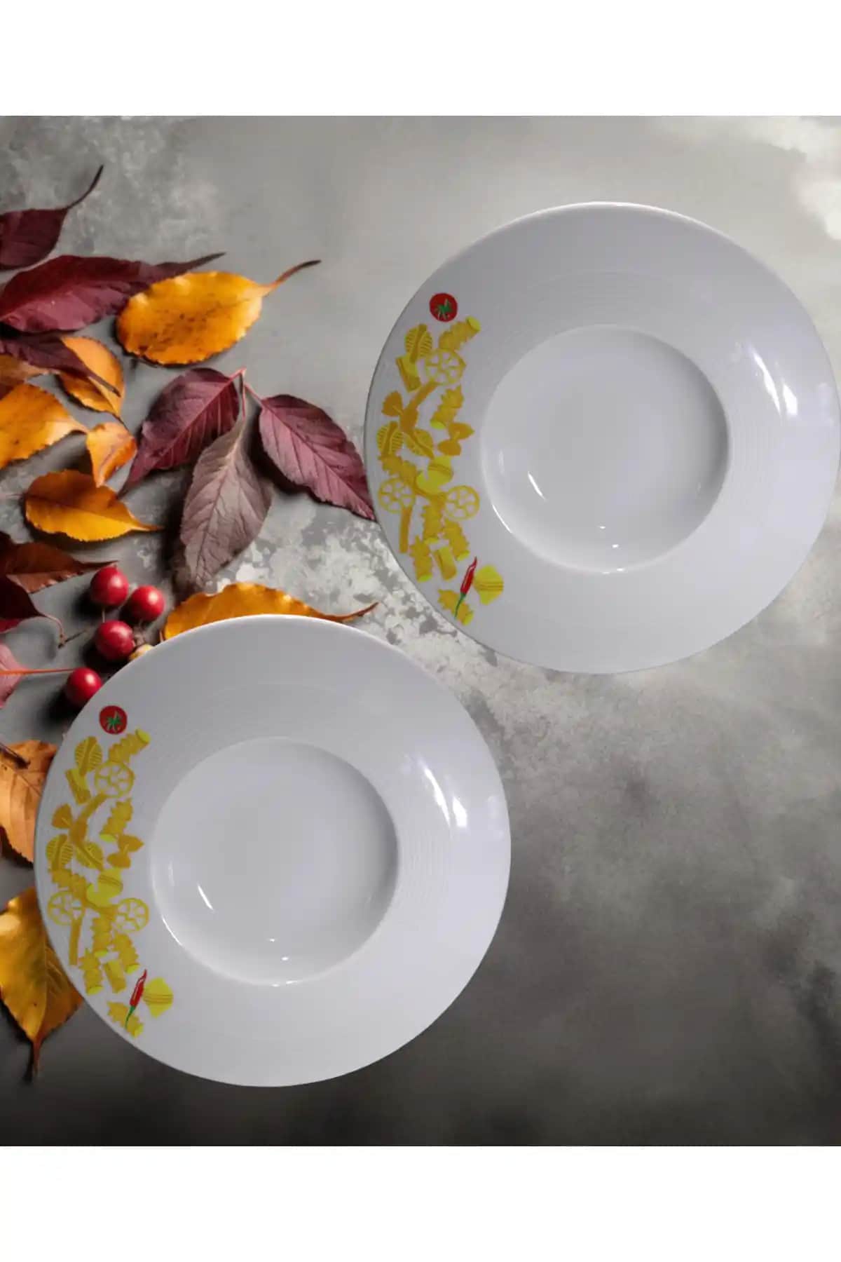 Porselen Makarna Tabağı: Estetik ve Fonksiyonelliğin Modern Sofralardaki Yeri