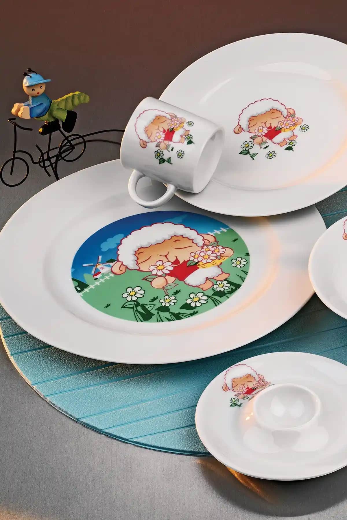 Porselen Mama Takımları: Şıklık ve İşlevselliğin Modern Bebek Yemek Setleri