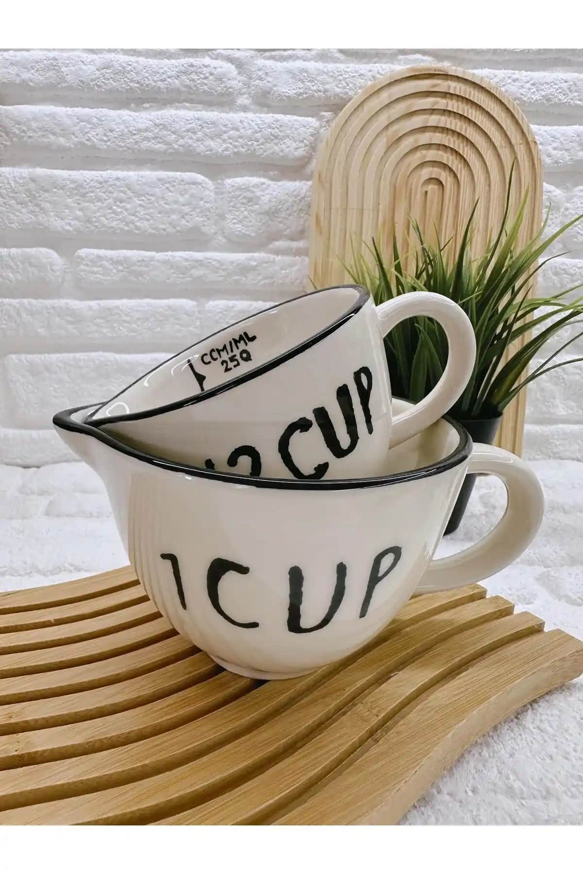 Porselen Ölçü Kabı Seçimi ve Dekoratif Kullanımı: Estetik ve Fonksiyonellik