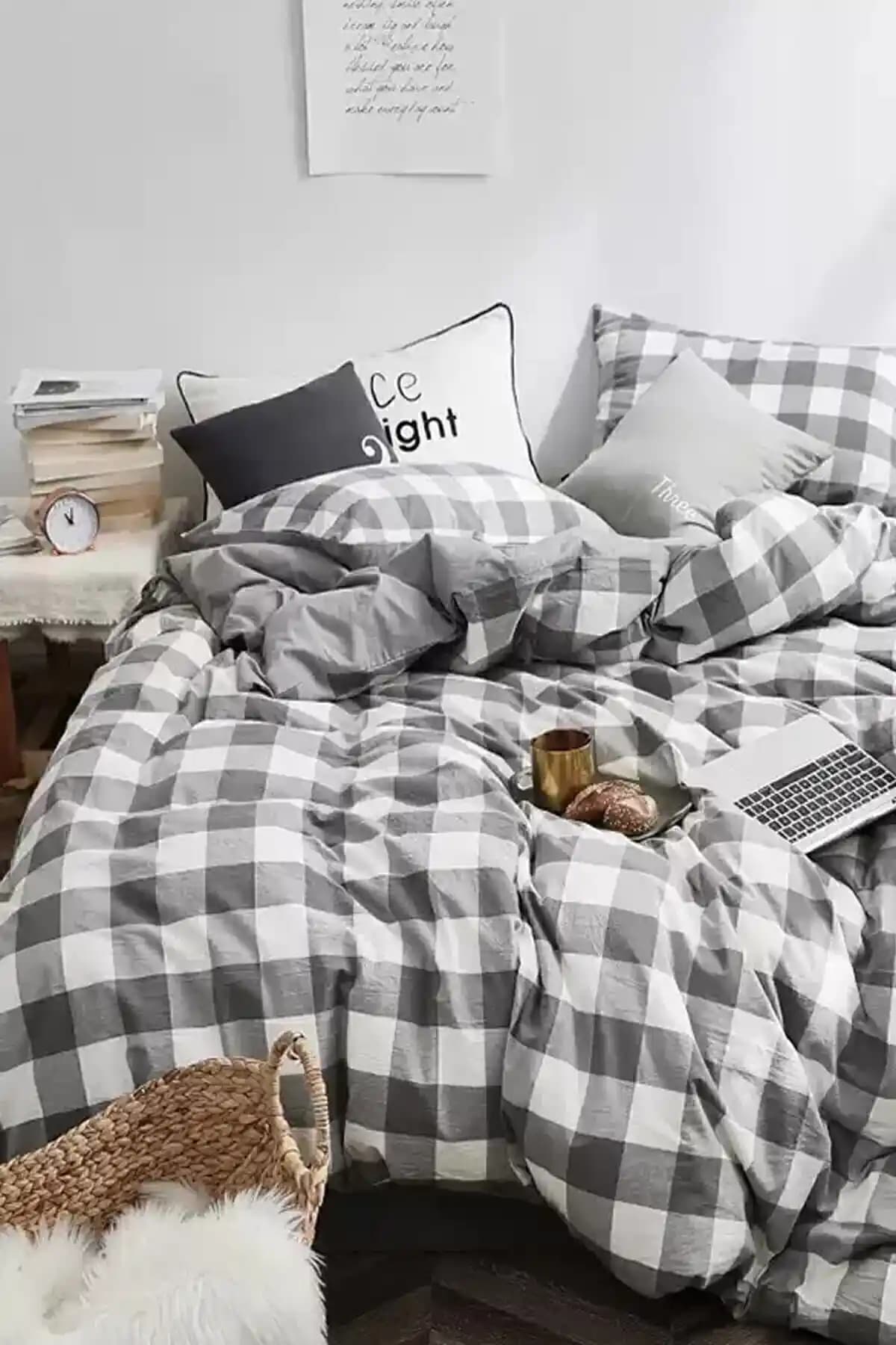 Pötikare Nevresim Takımı: Klasik ve Modern Dekorasyon İçin Zarif Seçenekler