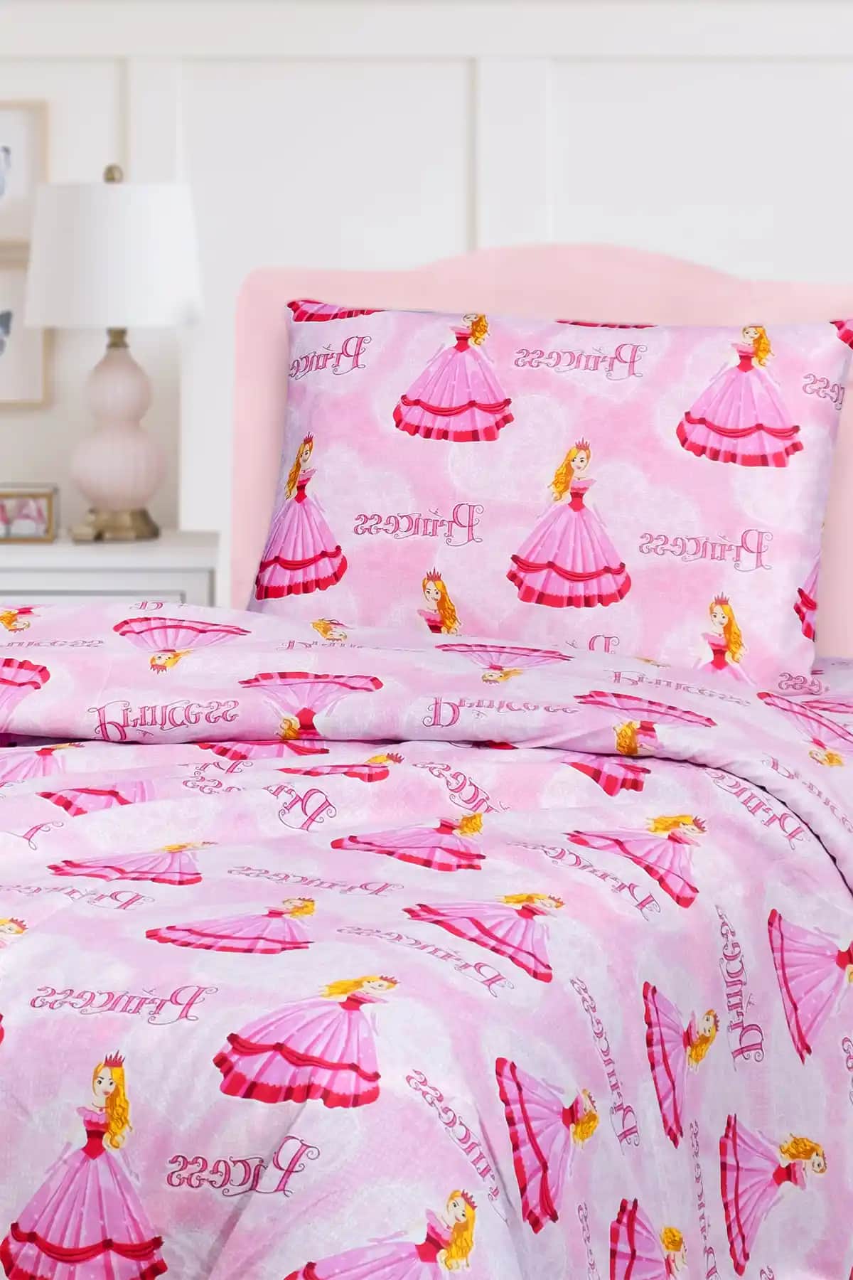 Prenses Nevresim Takımıyla Yatak Odasında Masalsı ve Şık Atmosfer Yaratma Rehberi